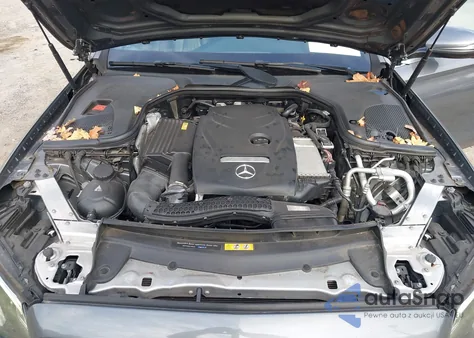 2017 Mercedes-Benz E 300 из США, поврежденный, VIN WDDZF4JB9HA114555